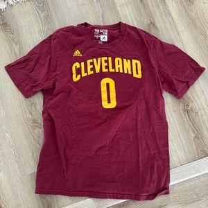 Kevin Love cavs t shirt